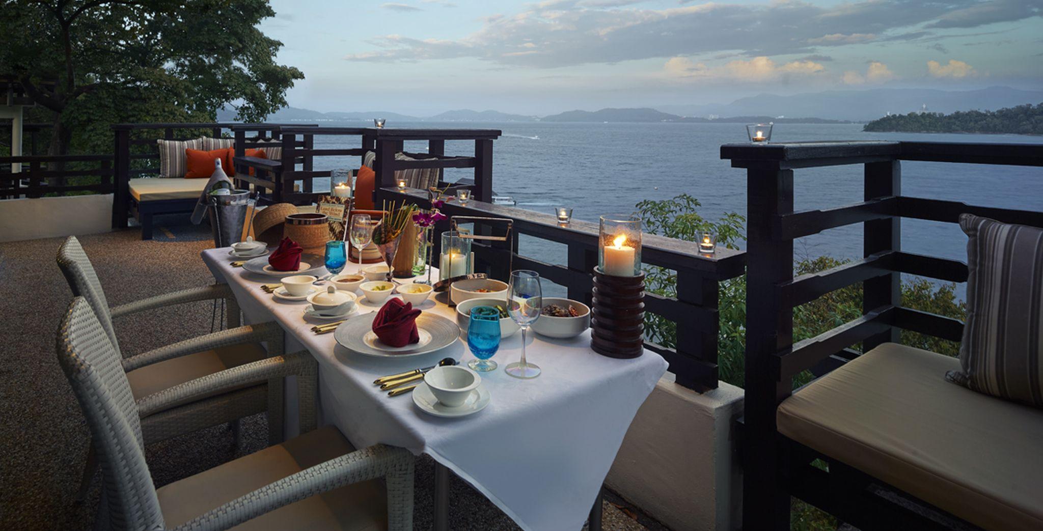 Resort, Kota Kinabalu - A Small Luxury Of The World Gaya Island