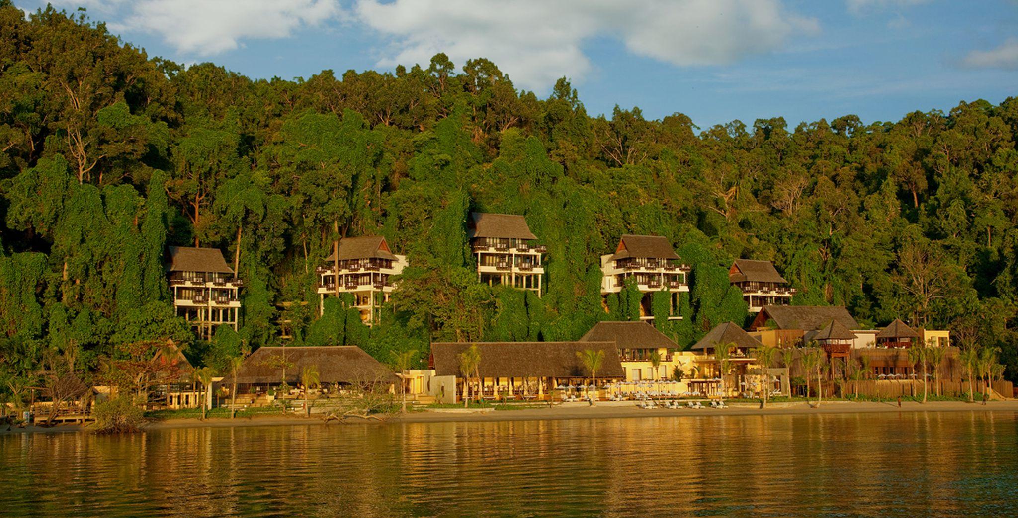 Resort, Kota Kinabalu - A Small Luxury Of The World