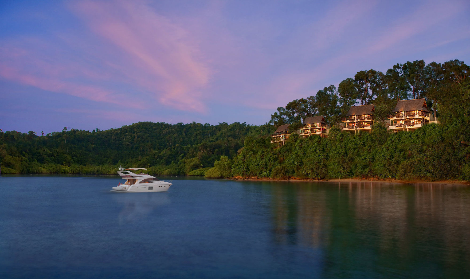 Resort Resort, Kota Kinabalu - A Small Luxury Of The World Gaya Island