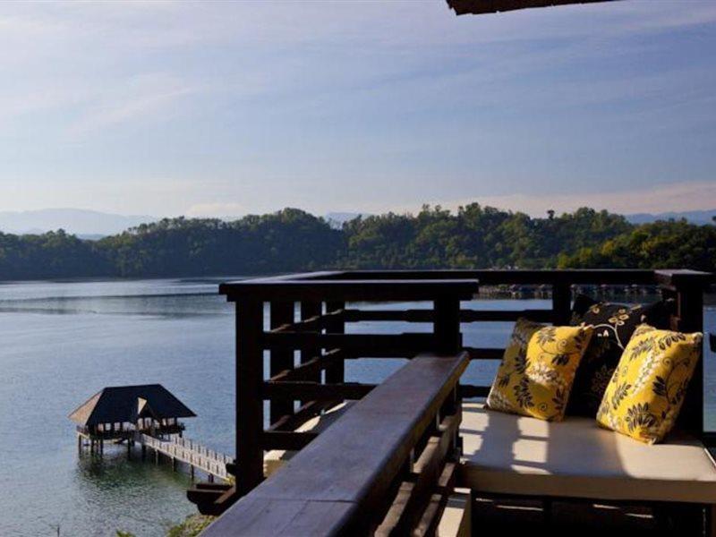 Resort, Kota Kinabalu - A Small Luxury Of The World Gaya Island