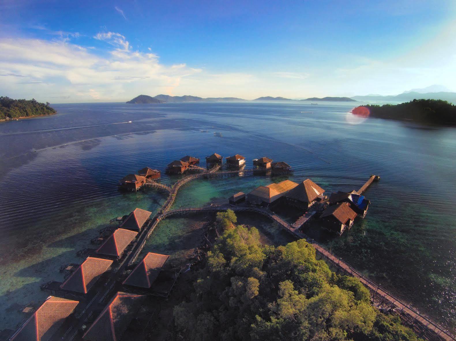 Resort, Kota Kinabalu - A Small Luxury Of The World Gaya Island